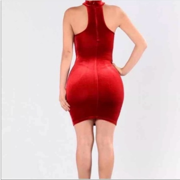 Fashion nova velvet dress - Picture 2 of 2